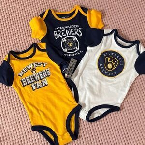 NWT Milwaukee Brewers Baby Onesies- Navy, Yellow, White Size 12m